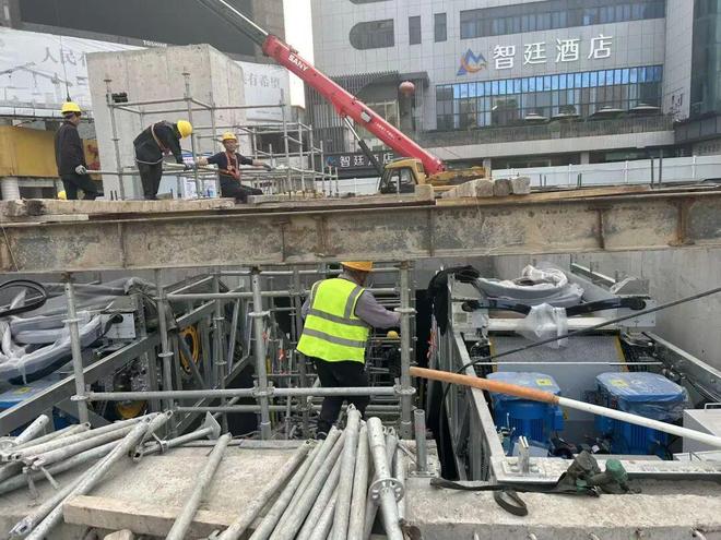 通了！步行距离将从2公里缩短至500米麻将胡了郑州火车站东西广场地下通道要开(图1)